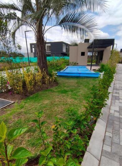 Puembo: Lote de 630 m² Cos 50 - 100%. Piscina, Bbq. Excelente Entorno — imagen 7