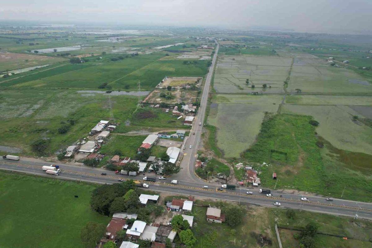 Hectarea Comercial Industrial Institucional A. Blum, Guayas — imagen 10