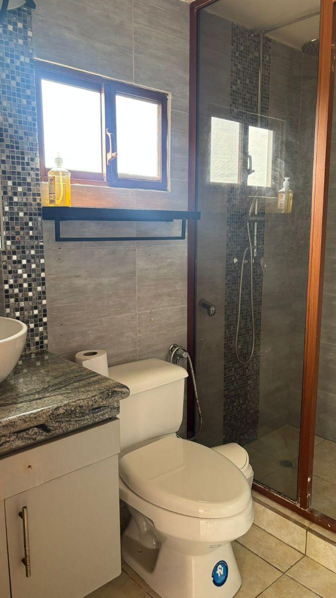Casa en Venta en Olón Esquinera Amoblada con Vista Al Mar — imagen 8