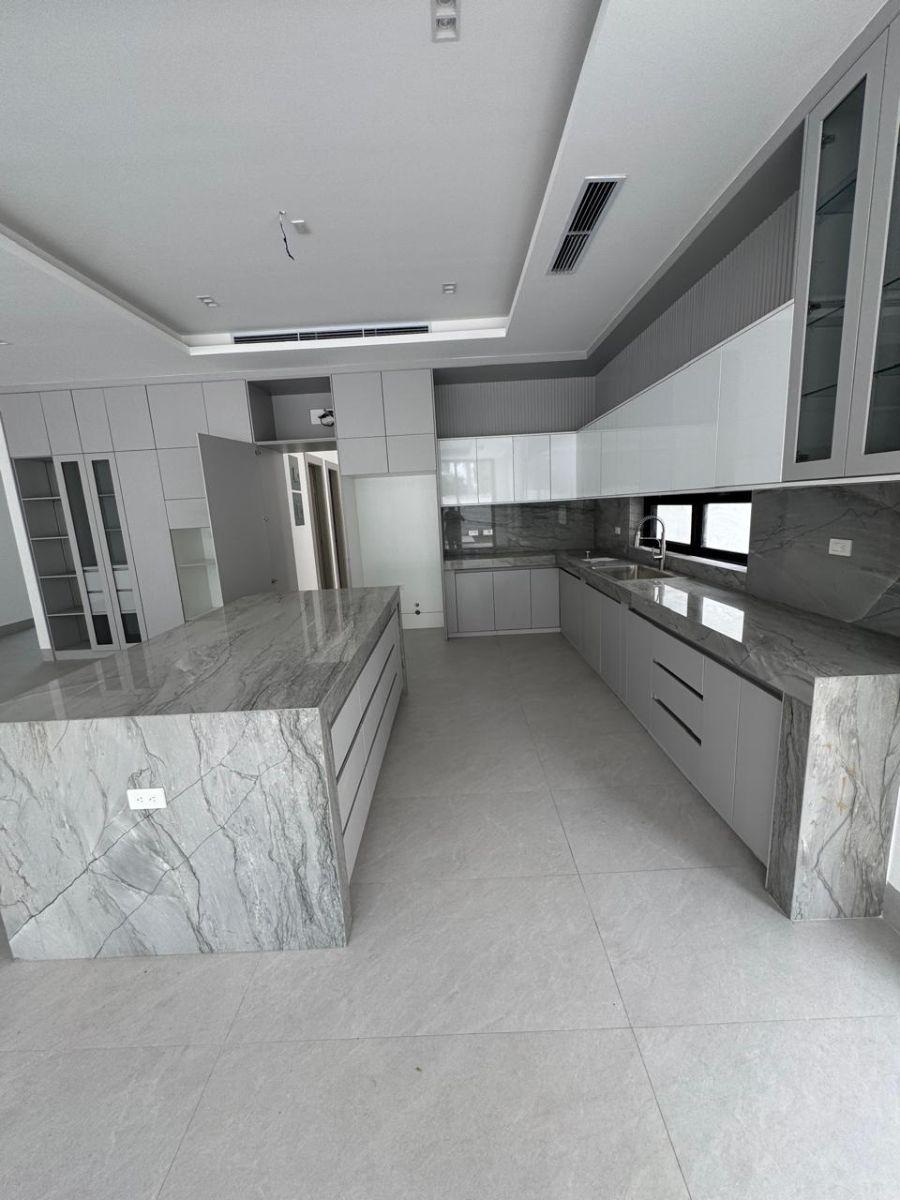 Estrene Casa en Mocoli con 5 Habitaciones en Venta en Samborondón, 542 m², Guayas — imagen 8