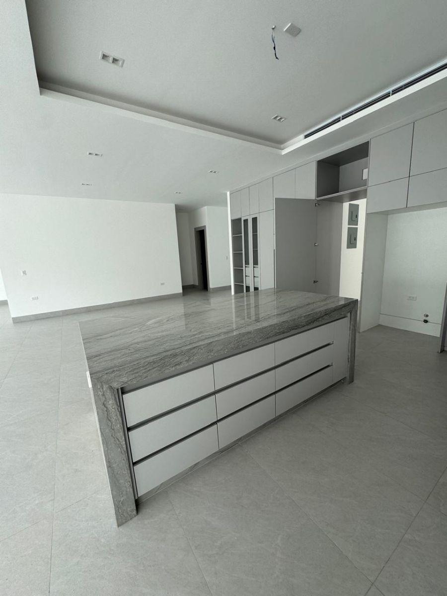 Estrene Casa en Mocoli con 5 Habitaciones en Venta en Samborondón, 542 m², Guayas — imagen 6