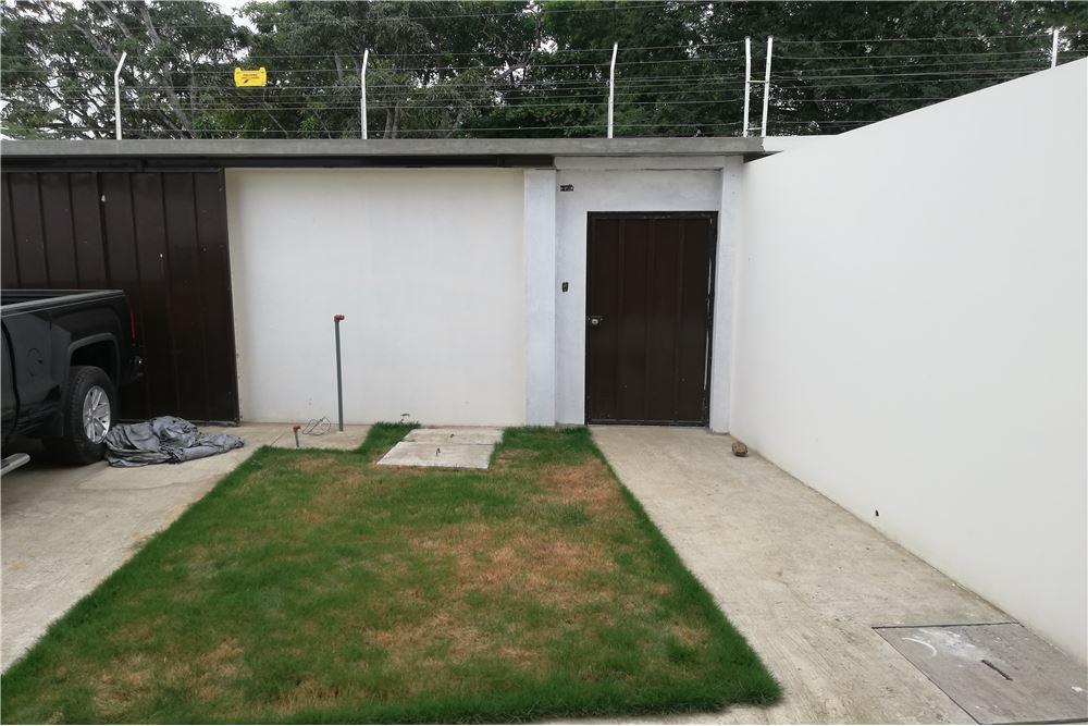 Casa de Venta en Portoviejo Zona Norte Manabi, Manabí — imagen 2