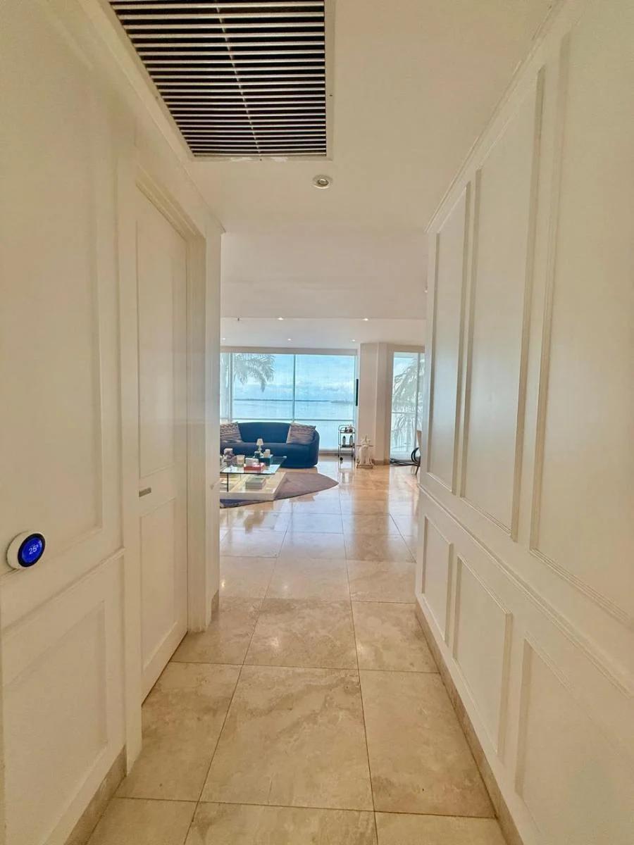 Mocoli Blue Bay Departamento Vista Al Rio Planta Baja en Venta, Guayas — imagen 2