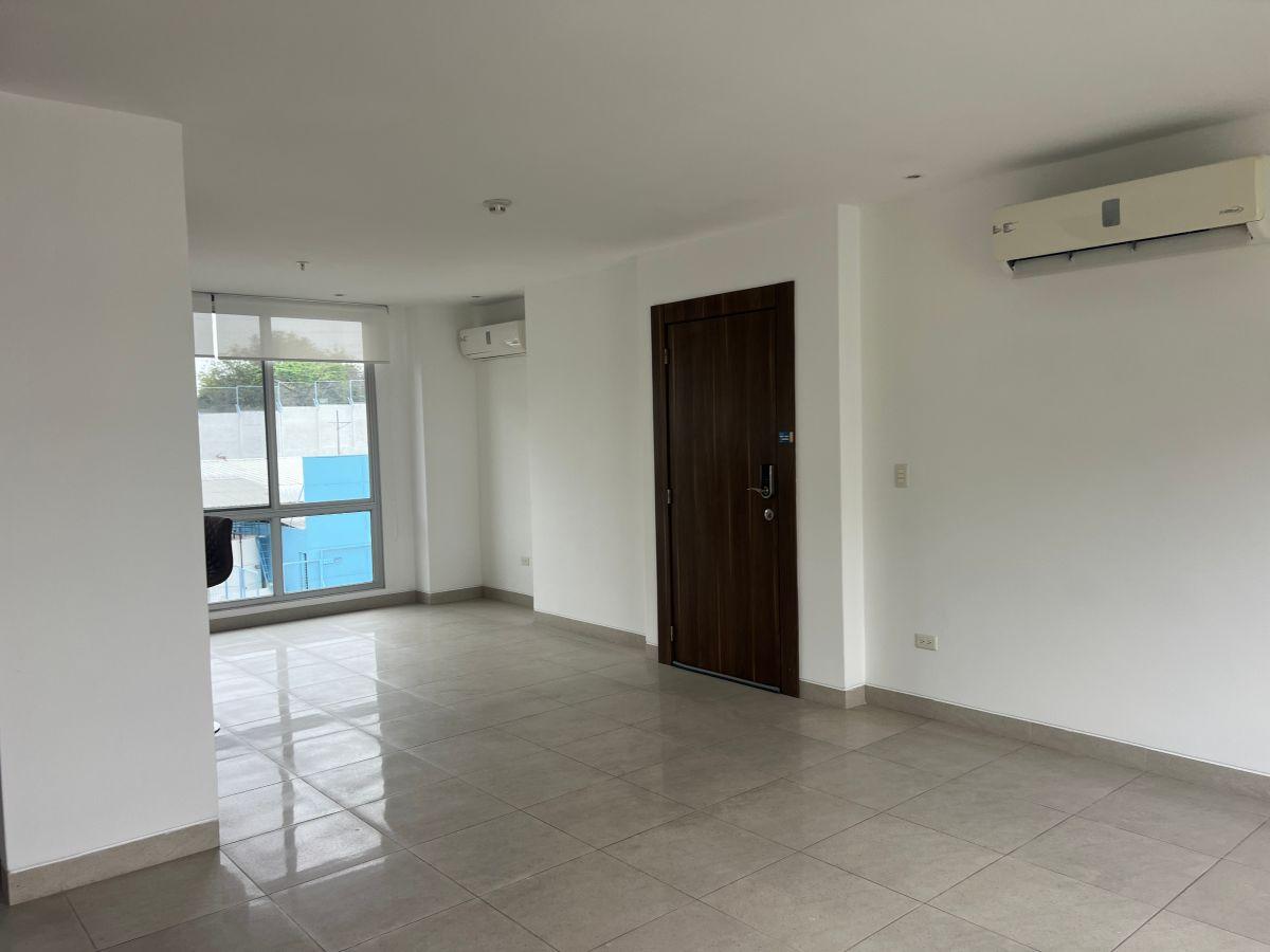 Se Vende Dpto. en Bosques de Los Ceibos con Ascensor, Guayas — imagen 9