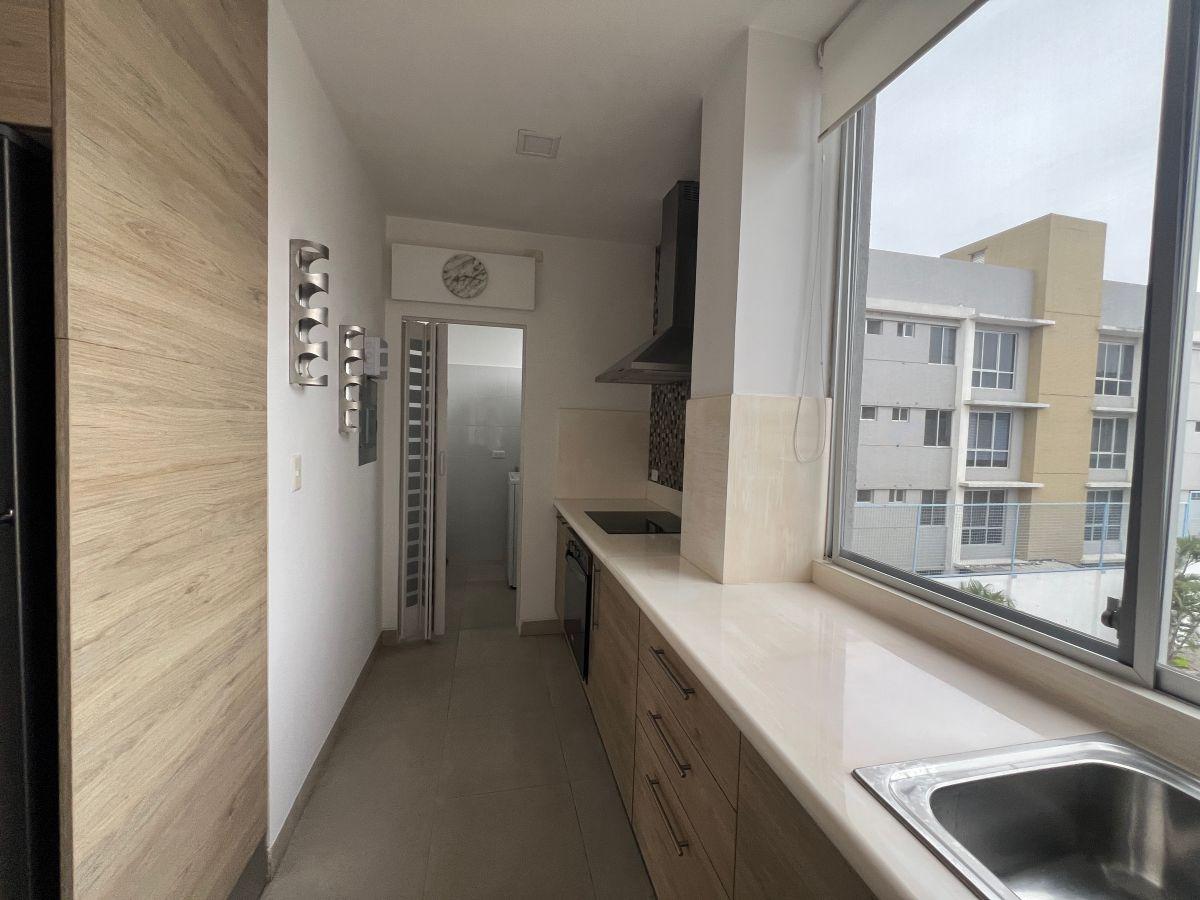Se Vende Dpto. en Bosques de Los Ceibos con Ascensor, Guayas — imagen 2