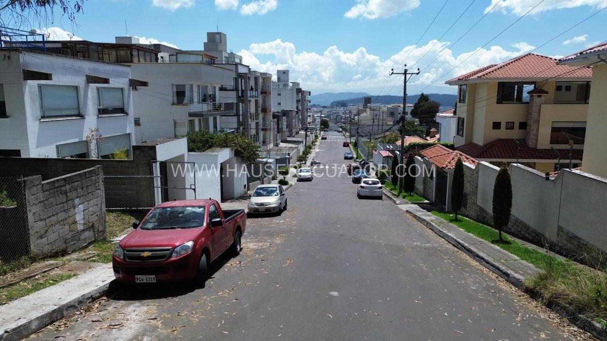 Terreno de 720 m² en Santa Lucia Norte, Dentro de Urbanización con Seguridad 24 Horas — imagen 6