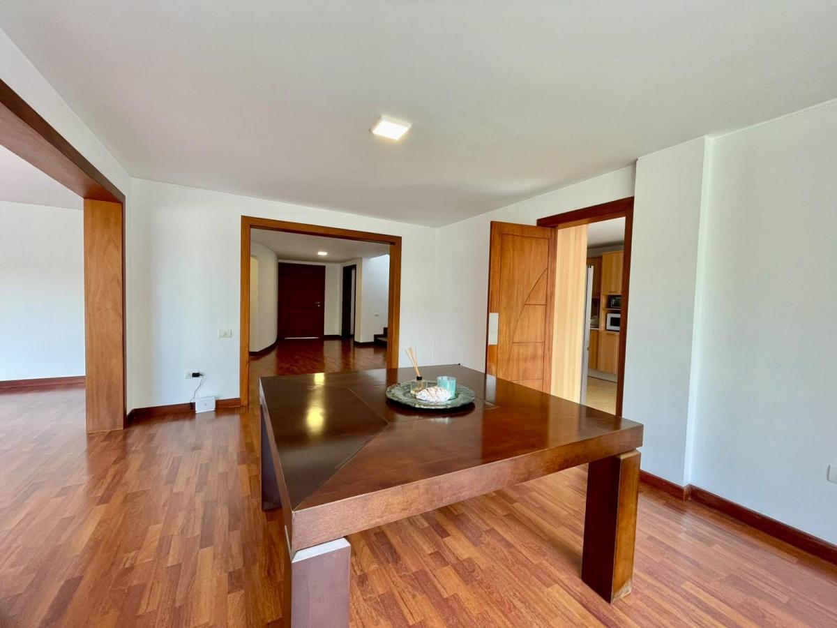 Casa de Venta en Cumbaya Sector Luimbisi — imagen 4