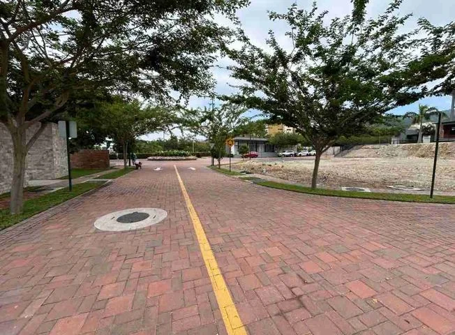 Terreno en venta en Via A La Costa — imagen 2