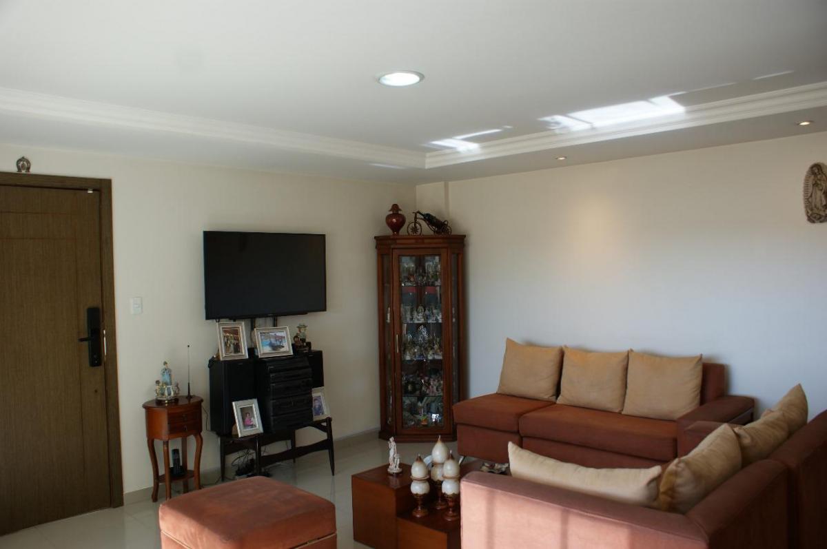 Venta - Departamento - Legarda - Norte - Quito - Acabados de Lujo — imagen 8