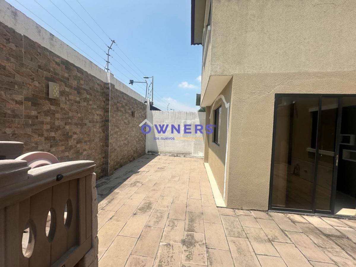 Casa Esquinera en Venta 4 Dormt Ciudad Celeste (Jlr), Guayas — imagen 8