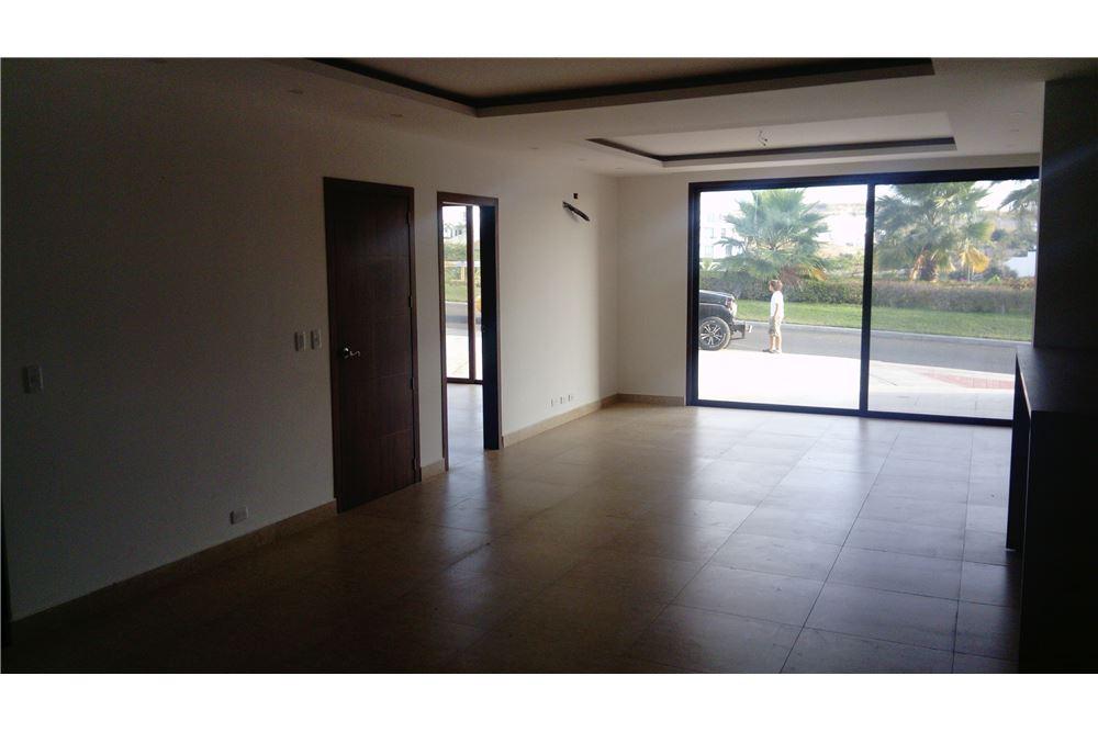 Se Venta Hermoso Departamento en Manta, Manabí — imagen 10