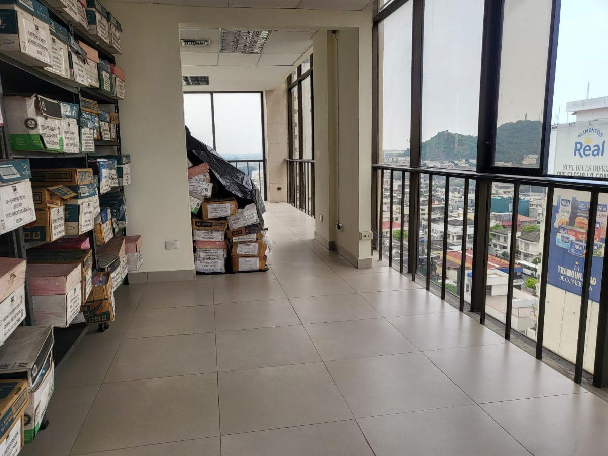 Venta de 2 Oficina Edif. El Marquez, Guayas — imagen 3