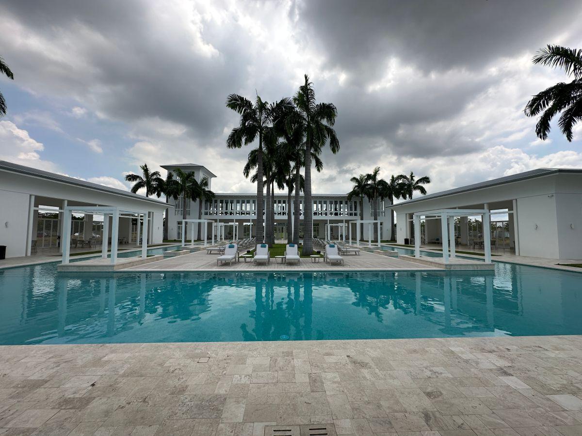En Venta Terreno Al Lago, en Samborondon Km 8.5 Urbanizacion Parques de Batán, Terrenos Desde 630 m², Guayas — imagen 8