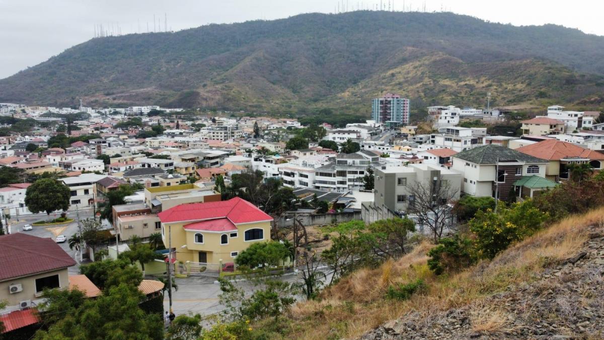 Venta Terreno Residencial 2.259 m² - Urb. Las Cumbres, Los Ceibos, Guayaquil, Guayas — imagen 5