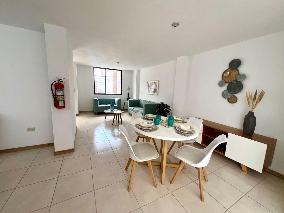 Mv - Sector Puembo, en Venta Casa Vip a Estrenar 3d 105 m², Aplica Credito Miti - Miti — imagen 8