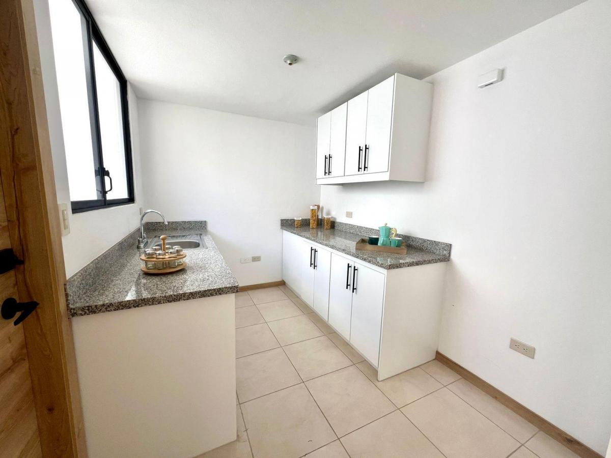 Mv - Sector Puembo, en Venta Casa Vip a Estrenar 3d 105 m², Aplica Credito Miti - Miti — imagen 7