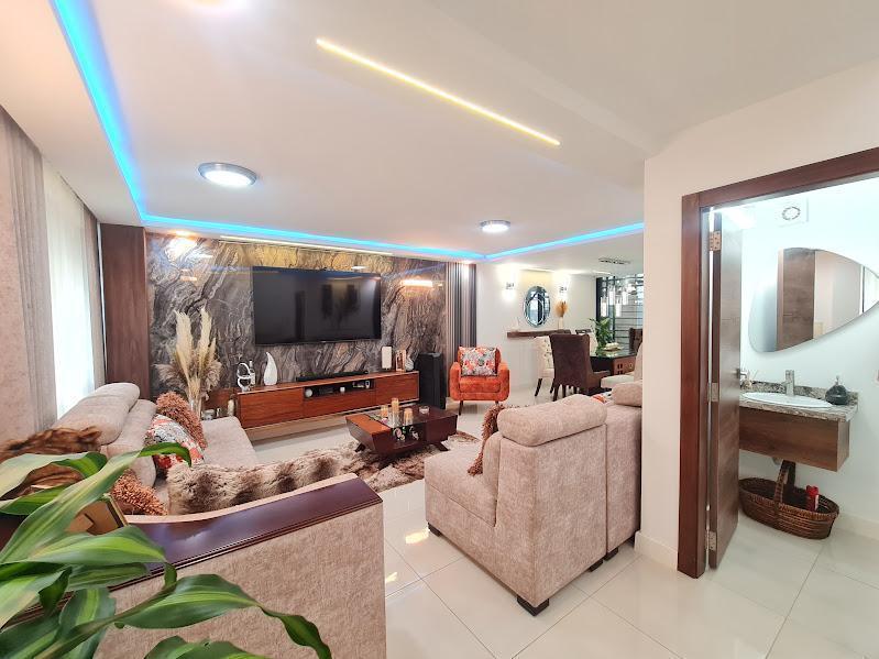 Venta Casa con Piscina Privada en Conjunto, 226 m² + 110 m² Áreas Abiertas — imagen 8