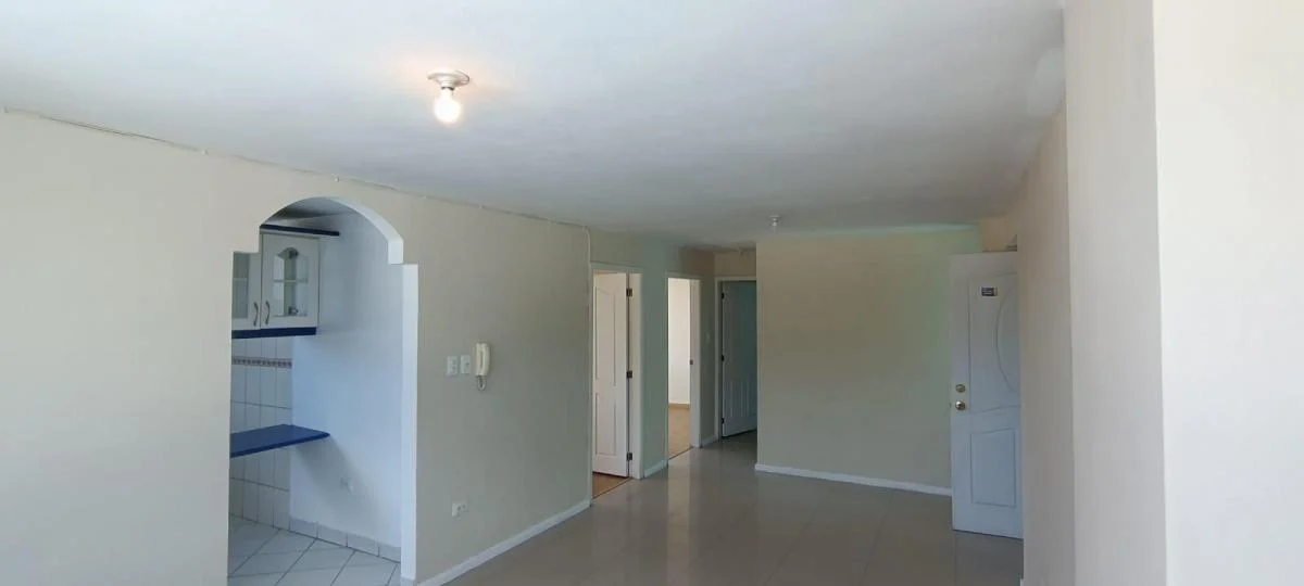 Departamento en 4to Piso. Sector Kennedy Quito 2dorm 1bño Sin Parqueo Sin Ascensor — imagen 9