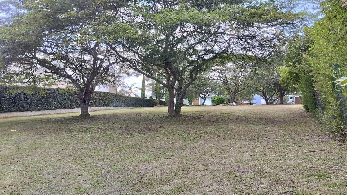 Re/max Futuro Vende Hermoso Terreno de 1.511 m² Urbanización Santa Inés Cumbaya — imagen 10