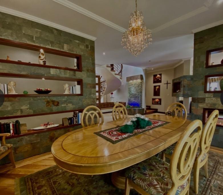 Vendo Casa de Lujo con Jardin en Challuabamba - Cerca del Nuevo Supermaxi, Azuay — imagen 9