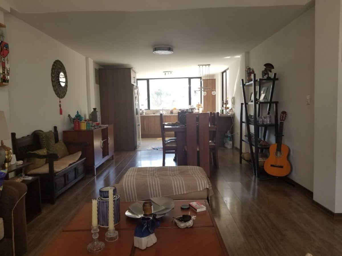 Casa Rentera con 5 Departamentos, Sector El Condado — imagen 8