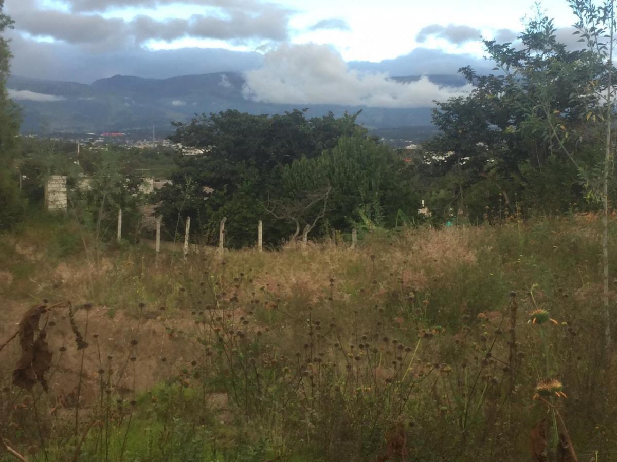 Buen Terreno Independiente 1086 m² Centro de Cumbayá con Proyecto de Suites — imagen 9