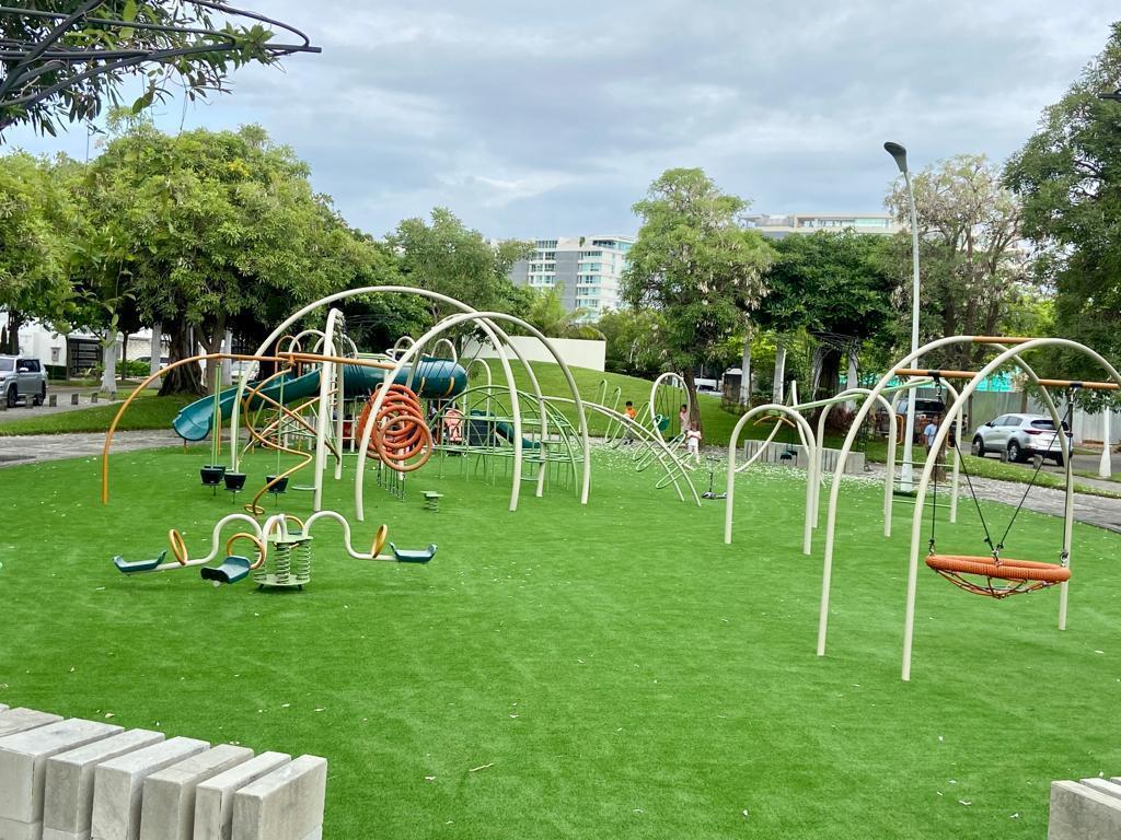 Lindo Terreno Blue Bay Al Lago, Guayas — imagen 4