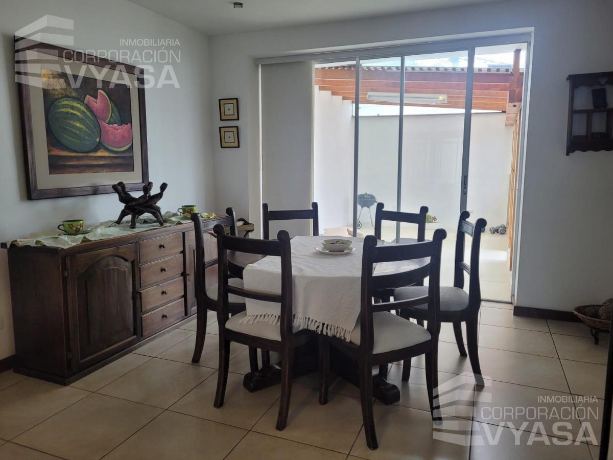 San Juan - Cumbayá, Bonita Casa de Venta de 196 m² de 3 Dorm. — imagen 9