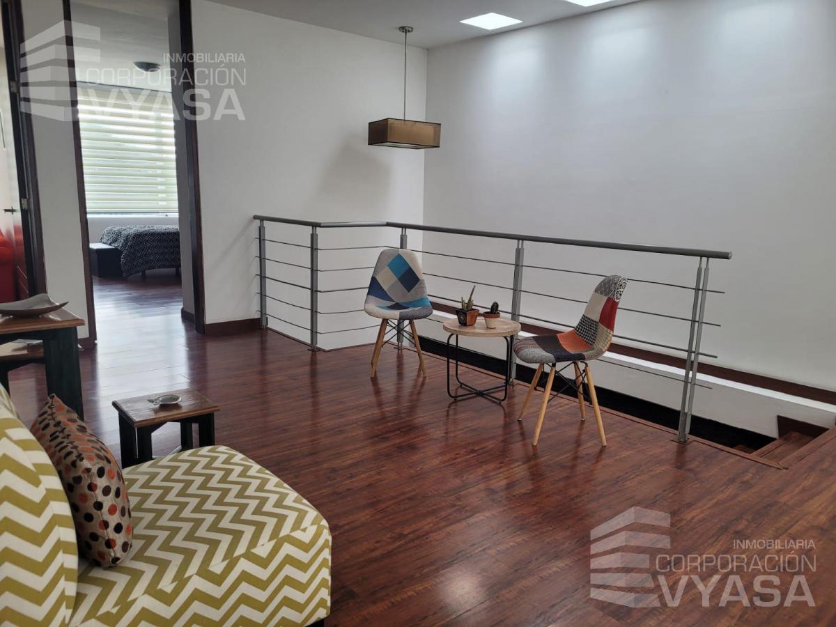 San Juan - Cumbayá, Bonita Casa de Venta de 196 m² de 3 Dorm. — imagen 2