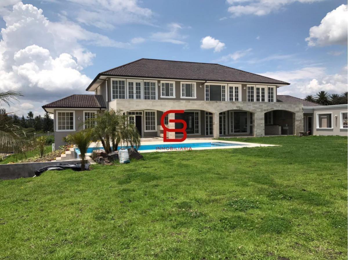 Vendo Casa con Piscina y Sala de Cine Terreno de 3570 m² y 768.80 Area de Construccion - Puembo — imagen 7