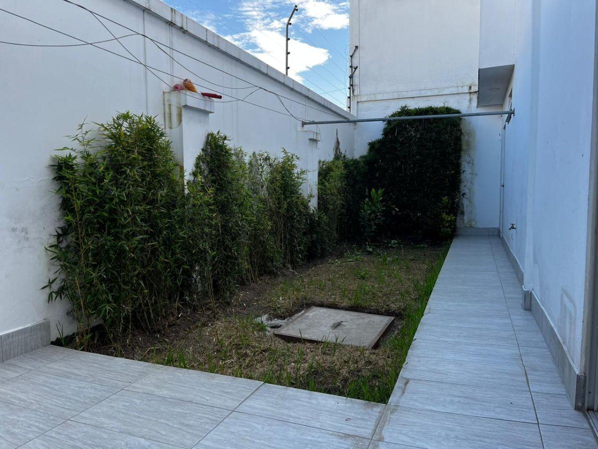 Venta Casa Independiente en Nayón Central — imagen 2