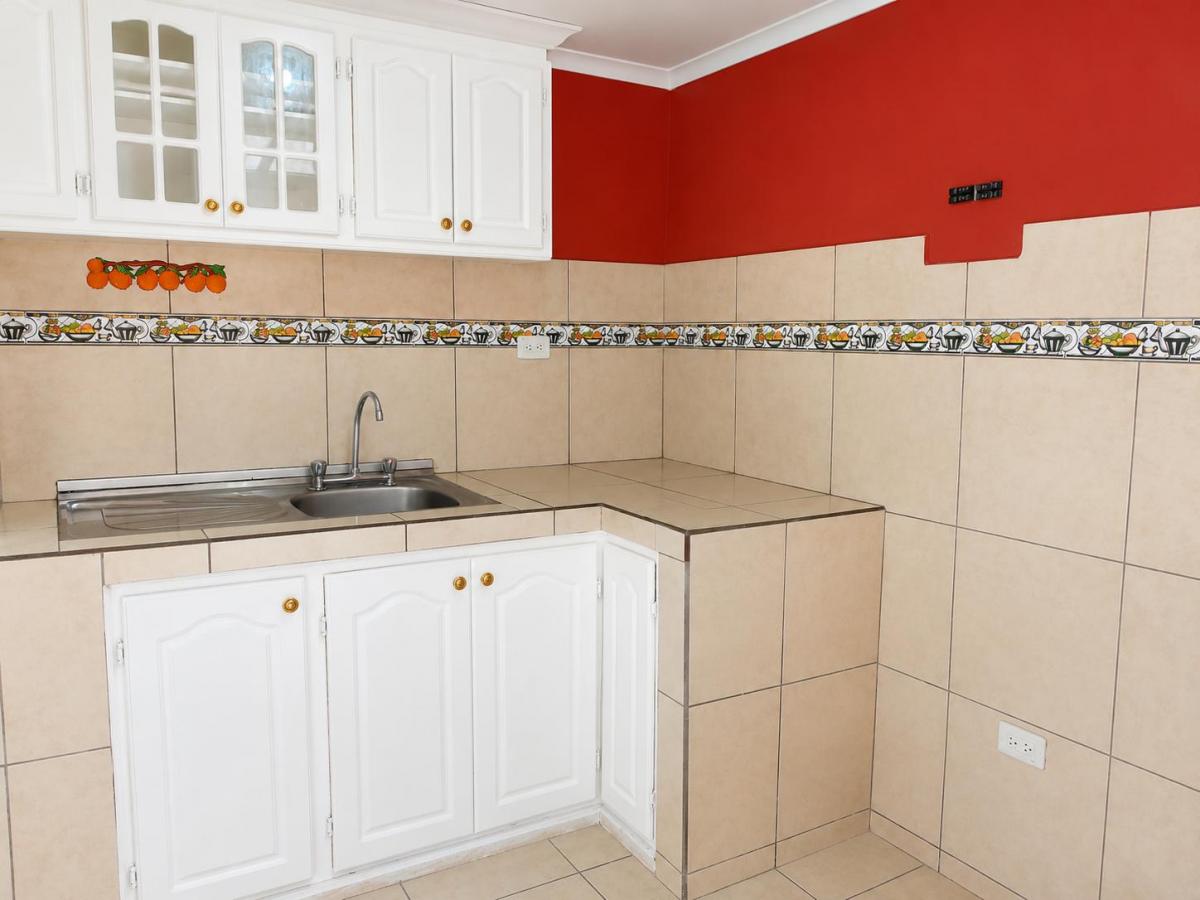 En Venta Casa de 3 Dorm. en Santa Rita - Solanda - Sur de Quito — imagen 6