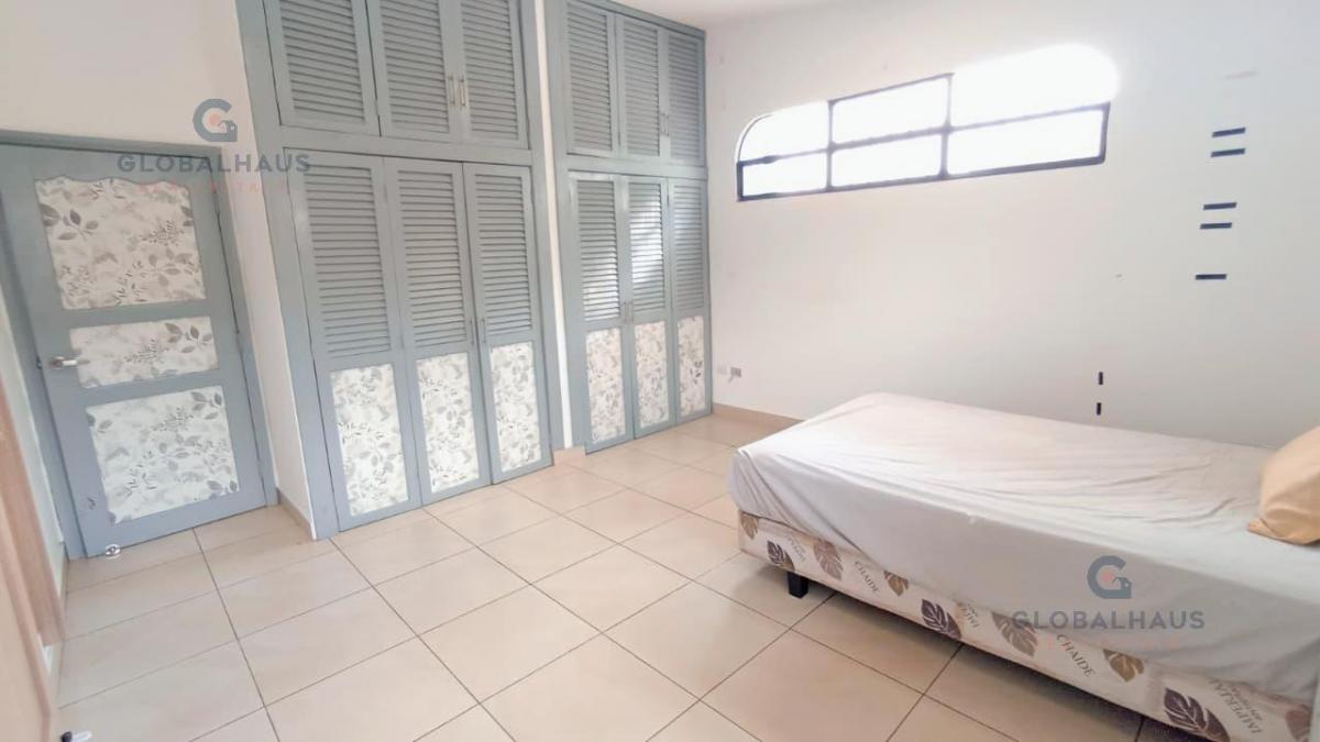 Venta Departamento Urb. Santa Cecilia, 4 Habitaciones, m. Z. Guayas — imagen 4
