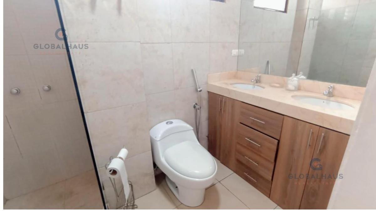 Venta Departamento Urb. Santa Cecilia, 4 Habitaciones, m. Z. Guayas — imagen 3