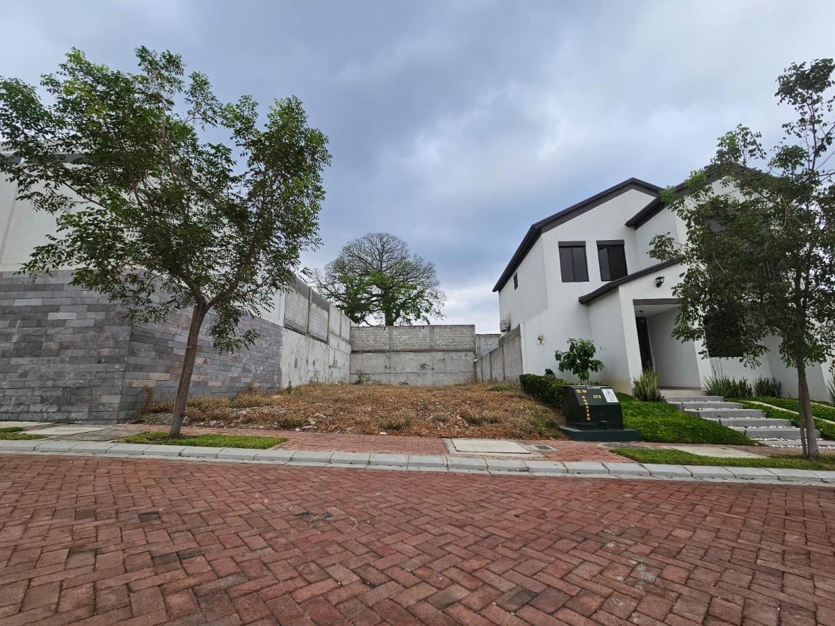 Terreno en Venta – Urbanización Costasol, Etapa I Arienzo. I - Alarcón, Guayas — imagen 8