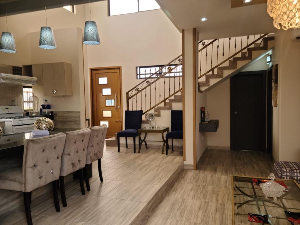 Casa de Venta en La Urbanización Condado de Vicolinci, Guayas — imagen 9