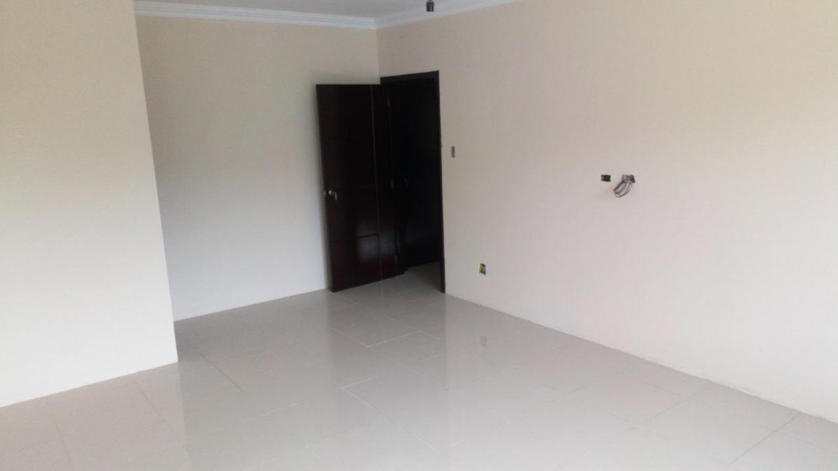 Casa de Venta Urb. Condado de Vicolinci, por Estrenar de 5 Dorm.. Guayas — imagen 2