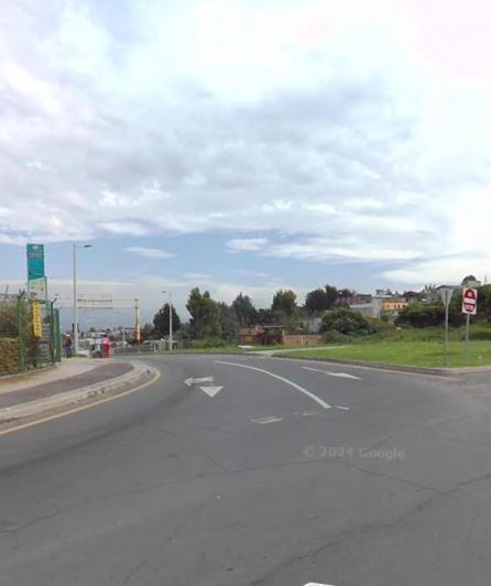 En Venta Terreno Comercial 9.600 m² en El Escalón Tumbaco — imagen 9