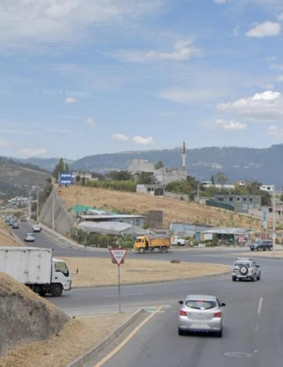 En Venta Terreno Comercial 9.600 m² en El Escalón Tumbaco — imagen 6