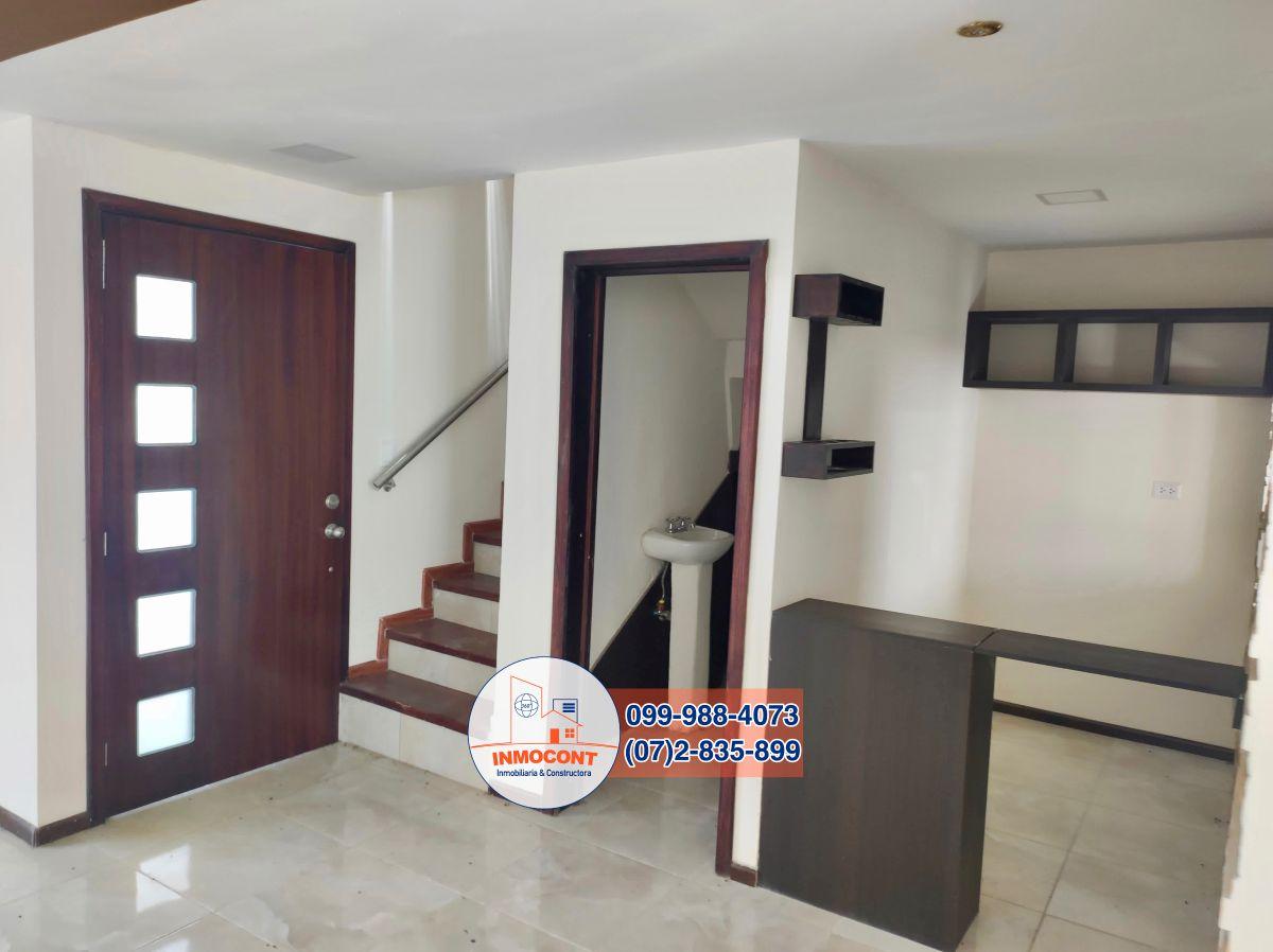 Casa de Venta en Zona Residencial Sector Ricaurte C1266, Azuay — imagen 2