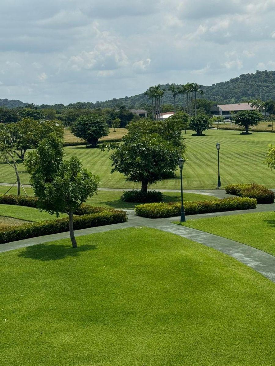 Casa con 600 m² Terreno, 4 Recámaras en Venta en Samborondón Parques de Batan, Guayas — imagen 3