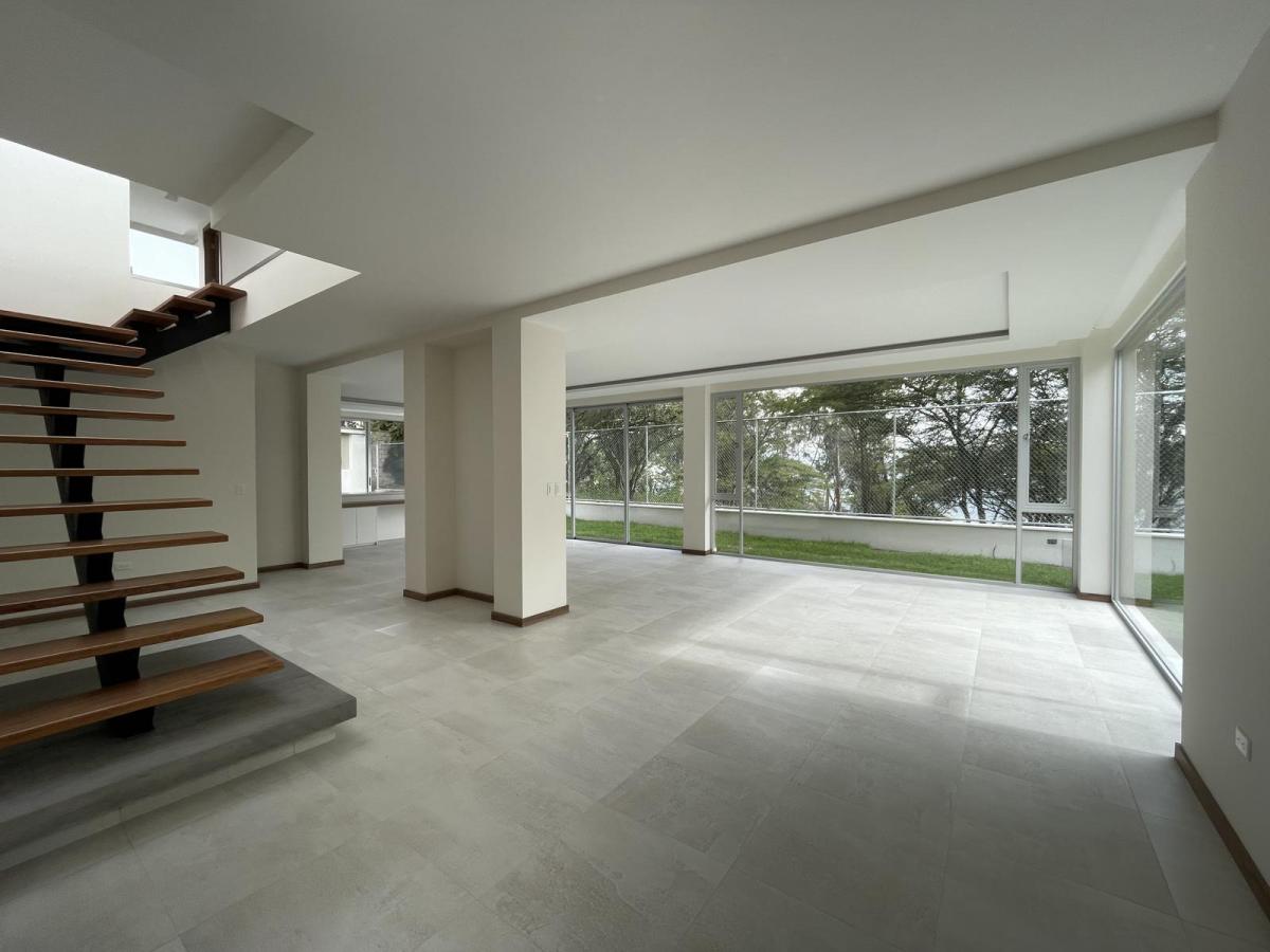 Casa de Venta en Santa Rosa de Nayon — imagen 8