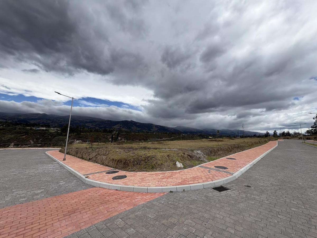 Terreno en Venta Puembo Urb. Palermo — imagen 3