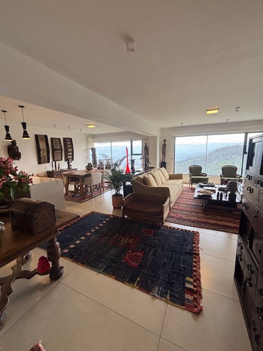 Vendo Departamento Remodelado en Gonzalez Suarez — imagen 10