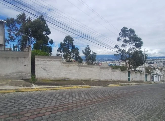 Terreno en venta en Calderón — imagen 3
