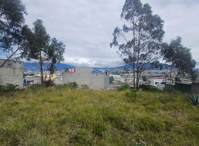 Terreno en venta en Calderón — imagen 2
