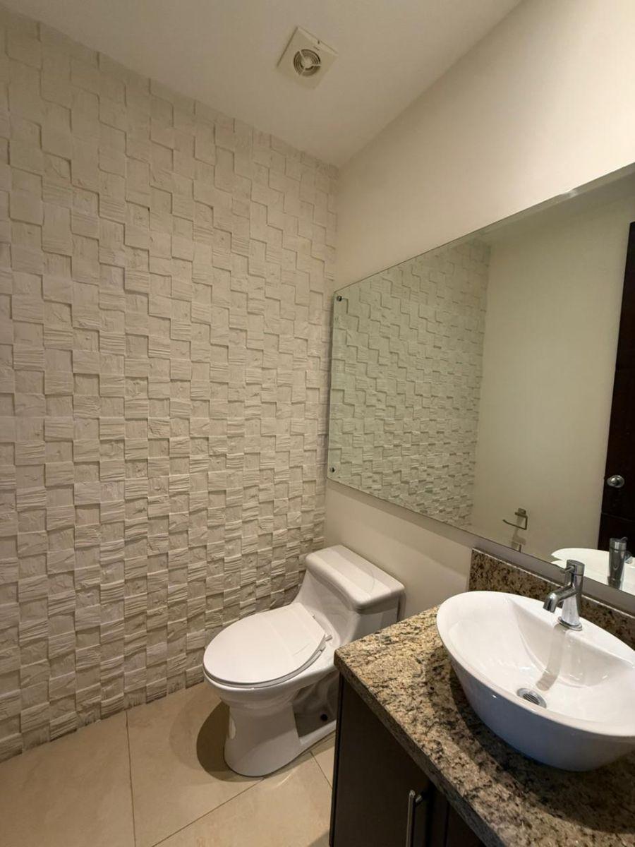 Km 3.5 Vía a Samborondón Departamento en Venta, Guayas — imagen 6