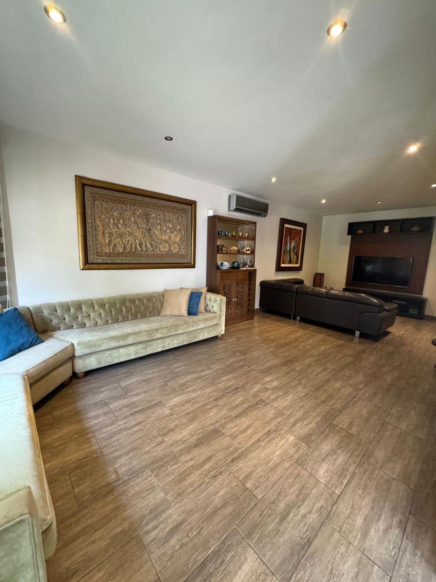 Samborondón Km 1.5 Urbanización Isla Sol Casa en Venta, Guayas — imagen 8