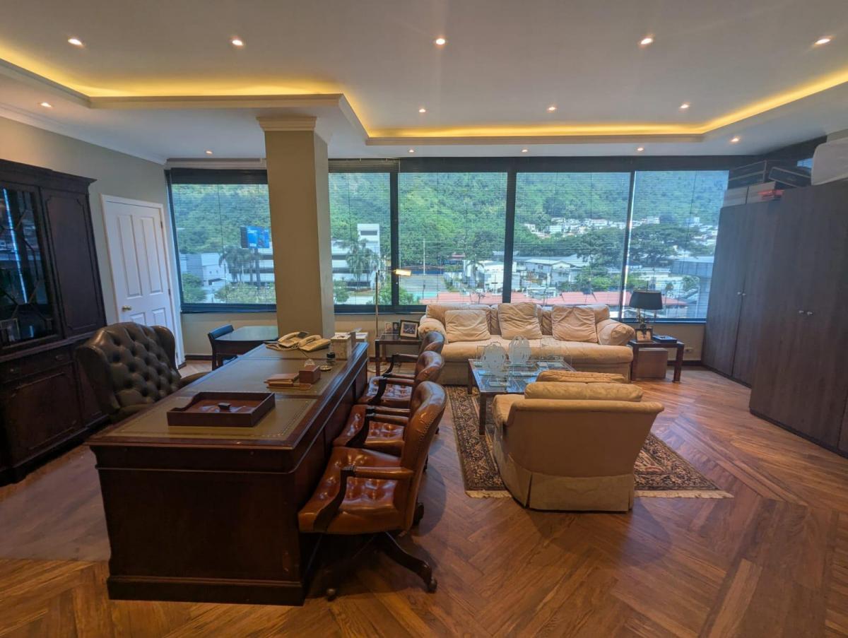 Espectacular Oficina de Venta en La Av Carlos Julio Arosemena, Guayas — imagen 10