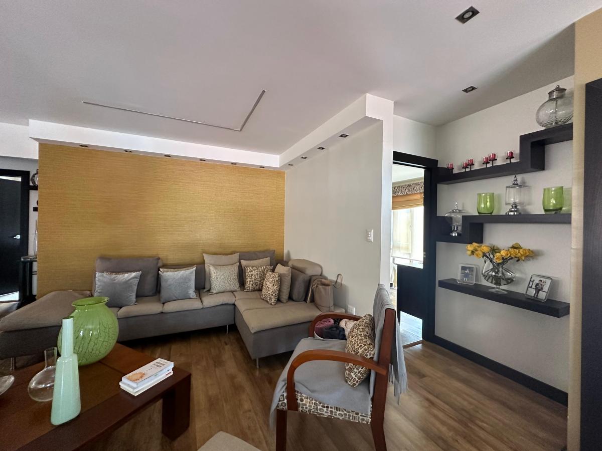 Penthouse en Venta 4 Dorm. con Hermosa Vista de La Ciudad, Azuay — imagen 9